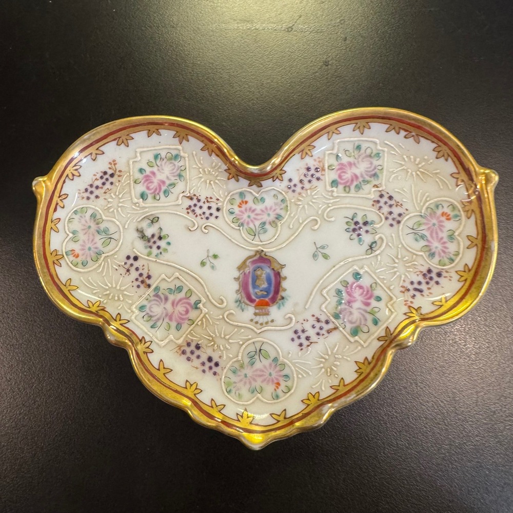 Vintage Porcelain Trinket Dish Heart White Gold Moriage Floral Crest Tray #39